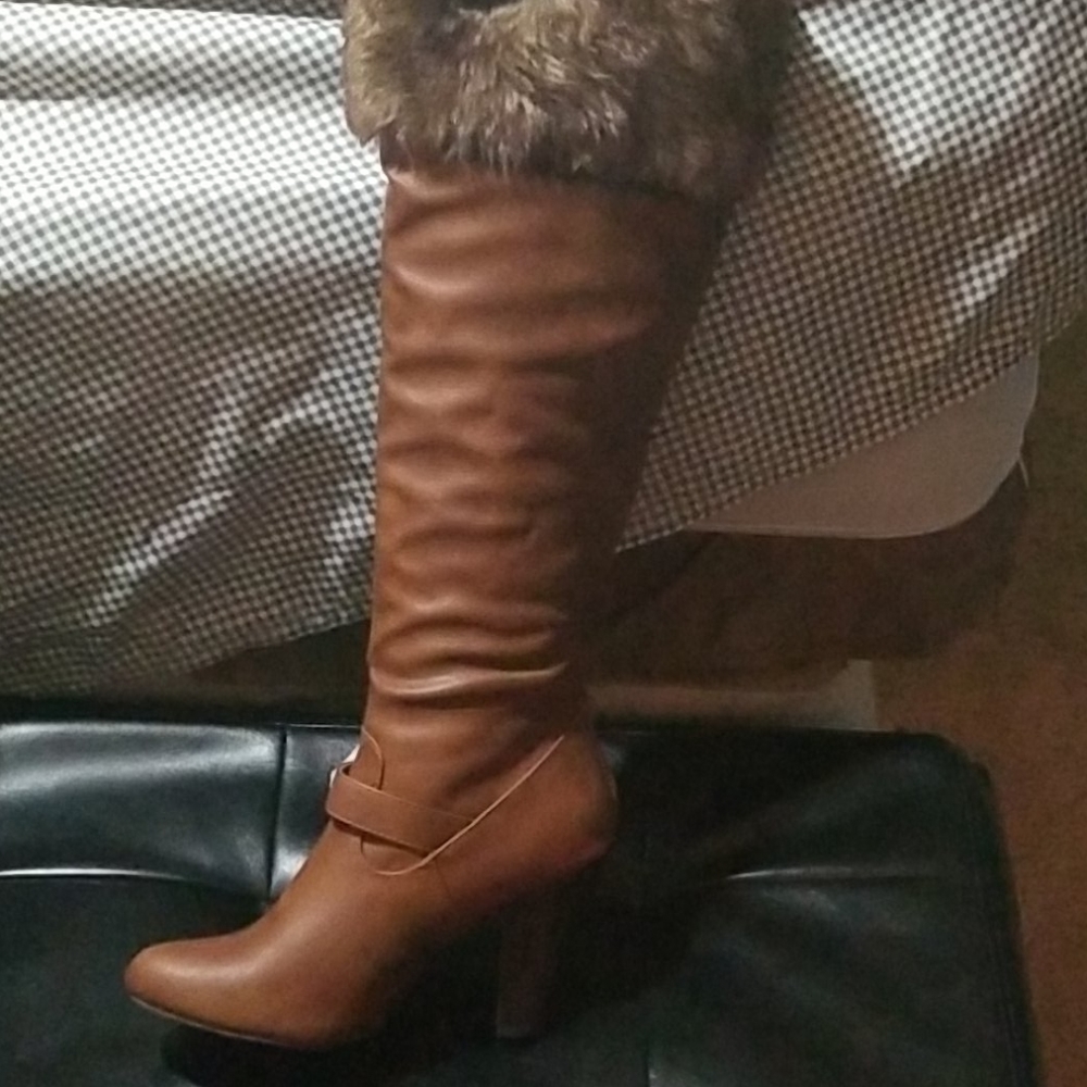 Heel boots